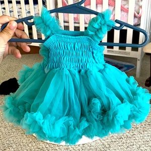 Girls dress
